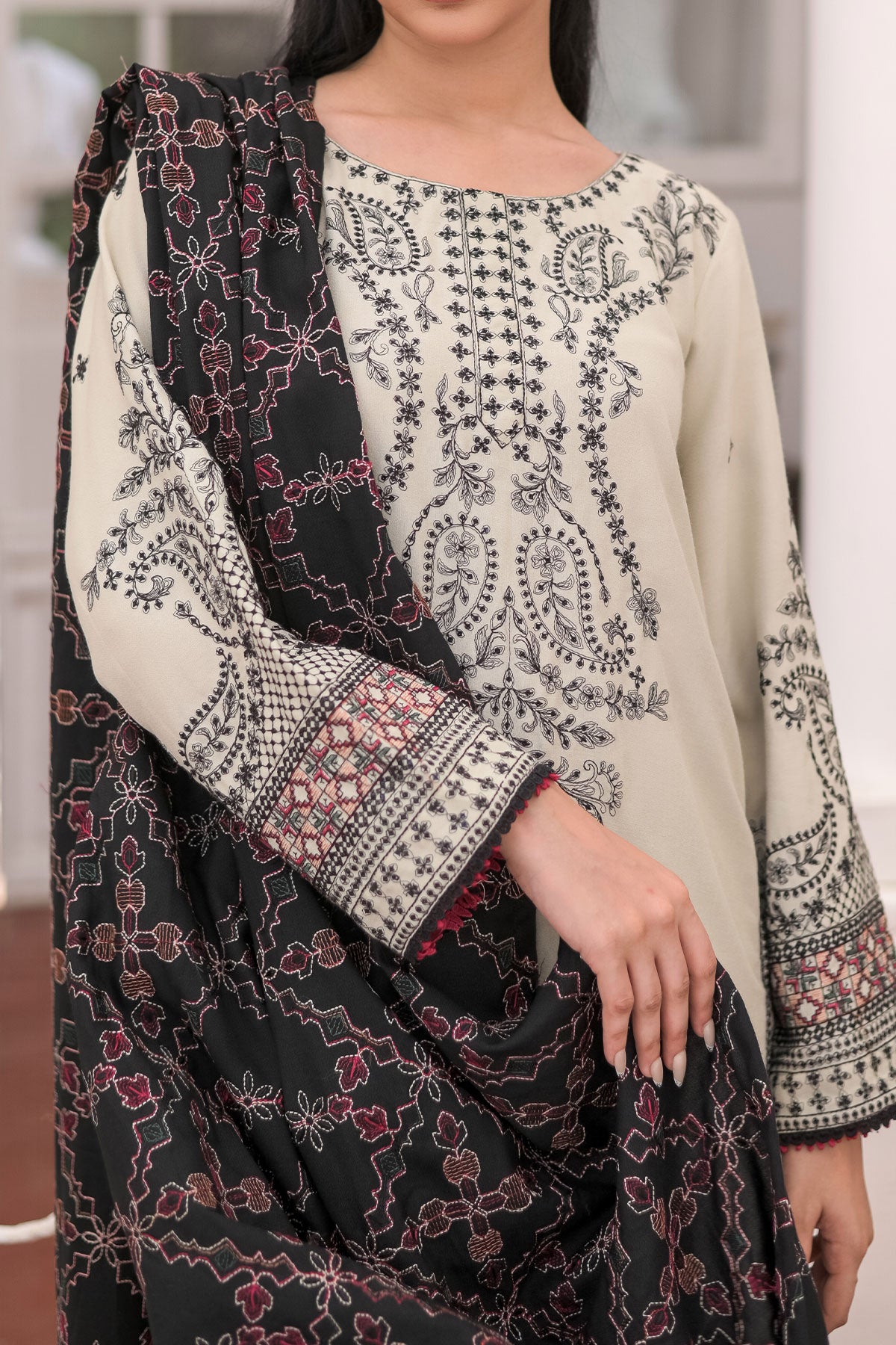 WOMEN'S-3 PIECE EMBROIDERY DHANAK| DH-23
