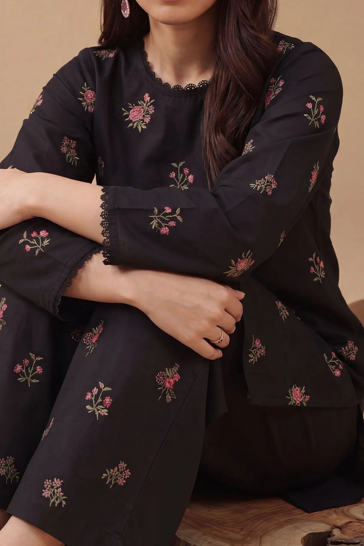 WOMEN'S-2 PIECE EMBROIDERY COTTON | CTN-472
