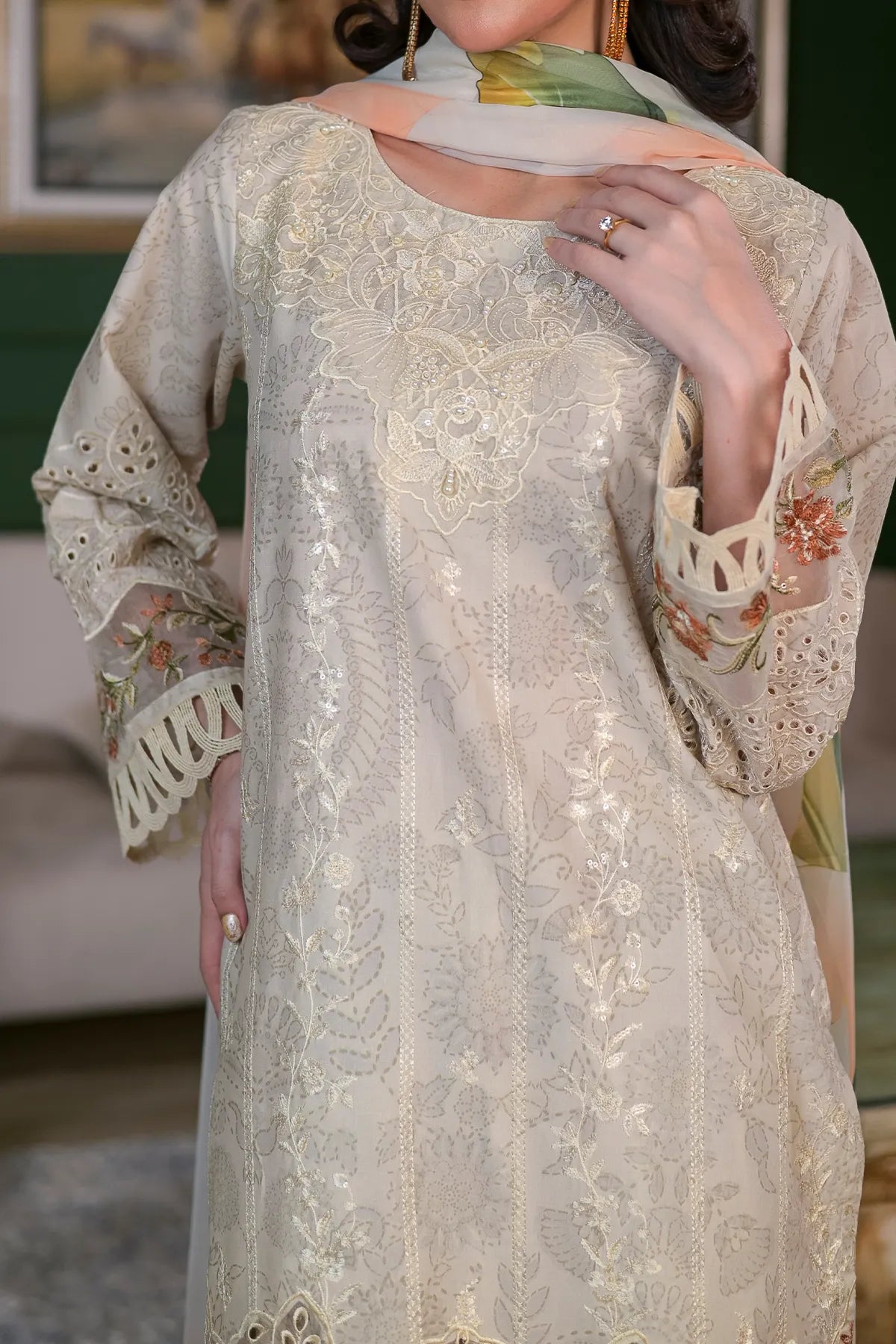 3 PIECE UNSTITCHED LAWN | UN-DPC-428