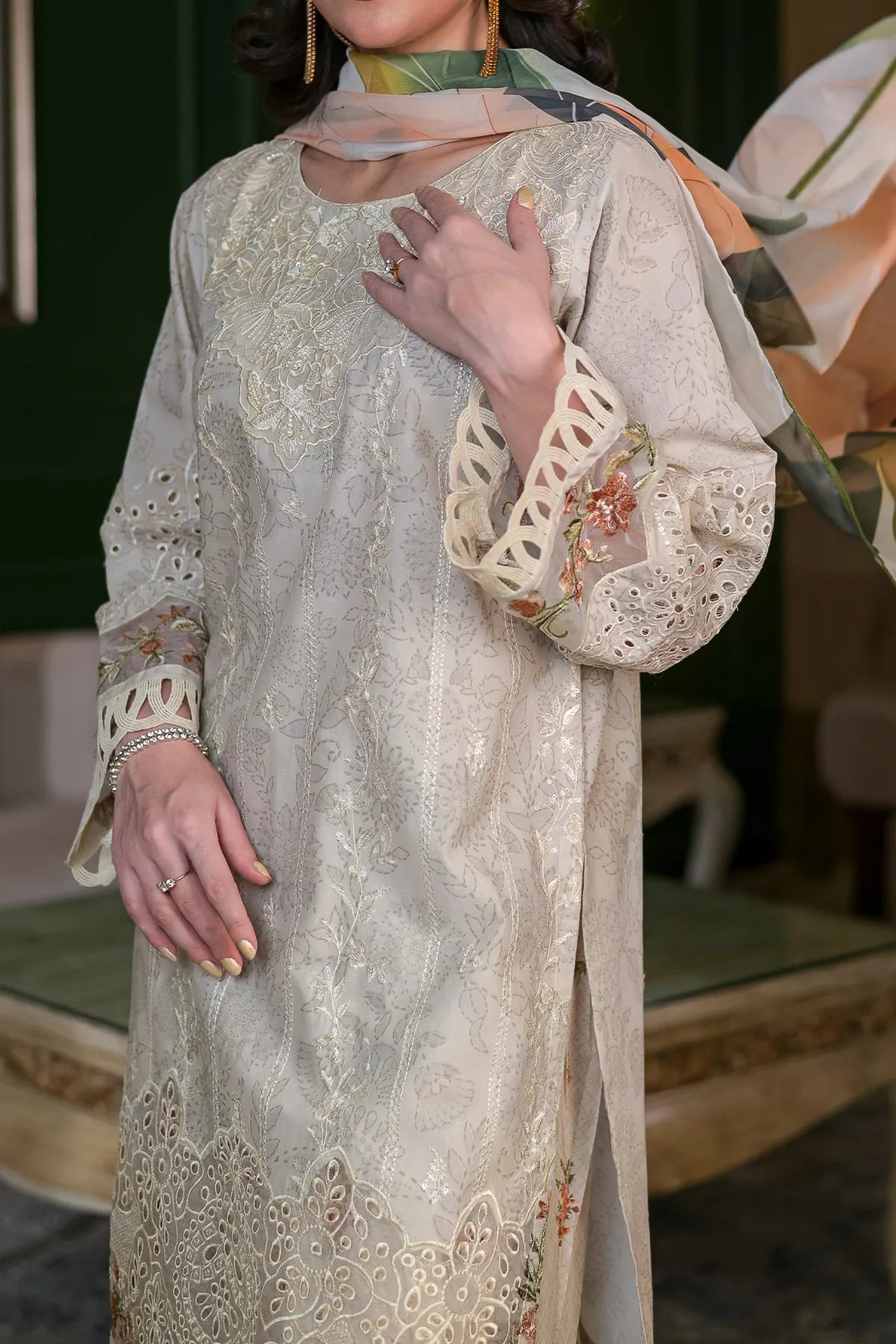 3 PIECE UNSTITCHED LAWN | UN-DPC-428