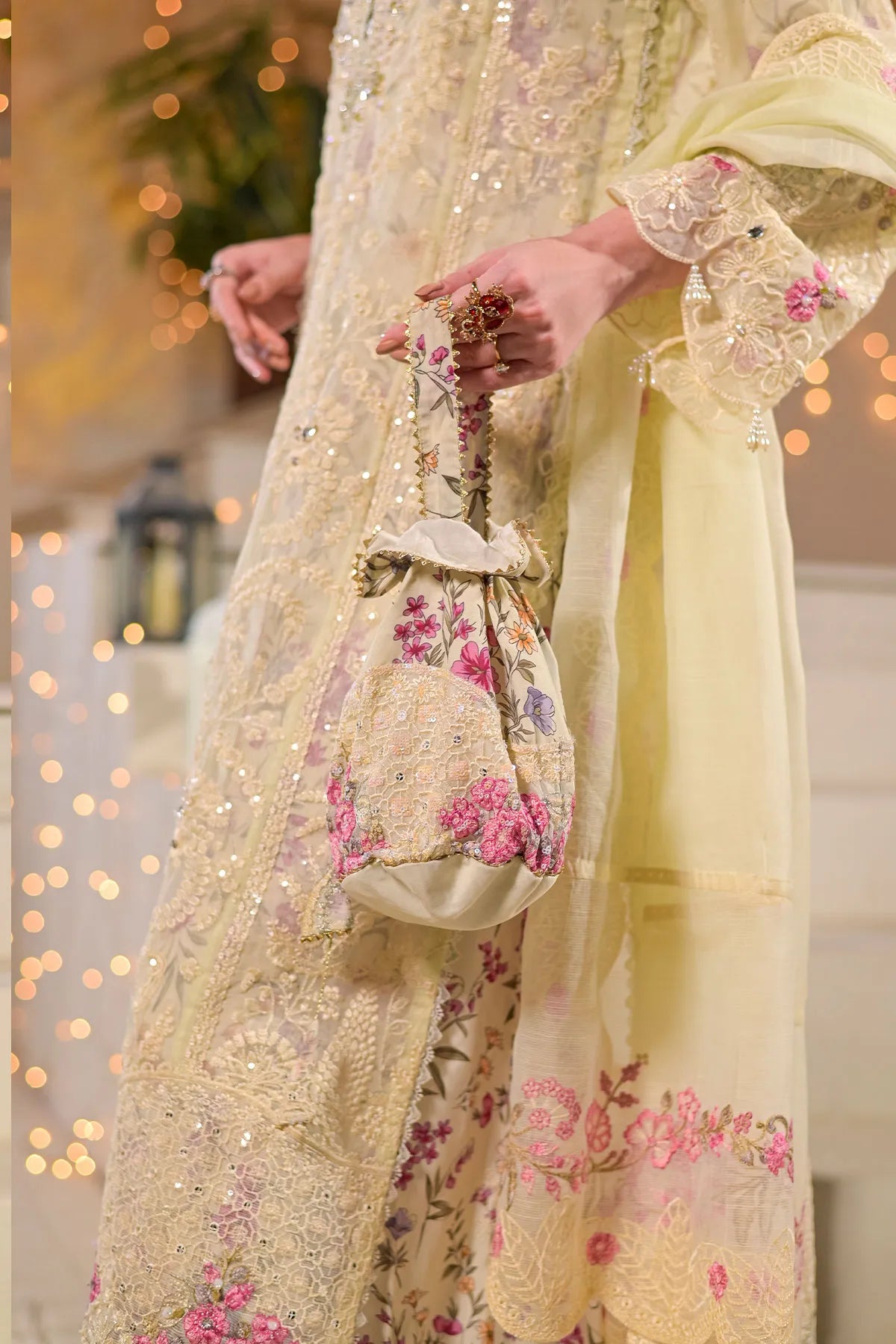 WOMEN'S-3 PIECE PRINTED RAW SILK | DPV-230
